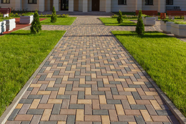 Best Commercial Driveway Pavers  in Simsbury Center, CT